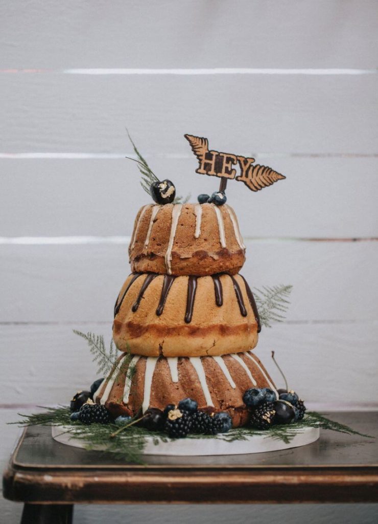 Farnhochzeit Hochzeitskuchen
