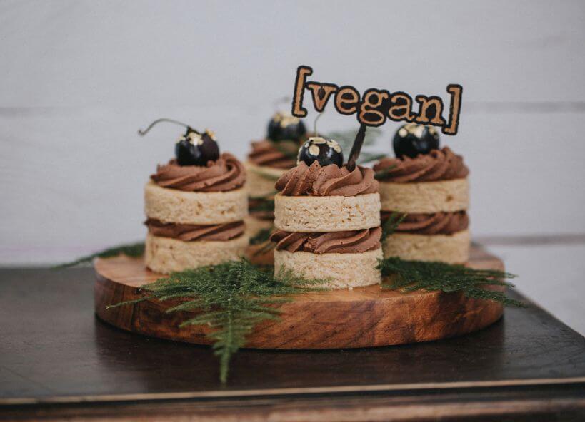 Farnhochzeit Hochzeitstörtchen