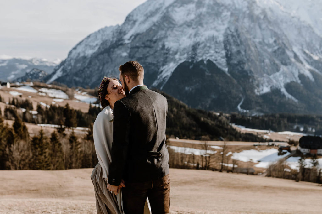 Berghochzeit Hochzeitsinspiration Brautpaar