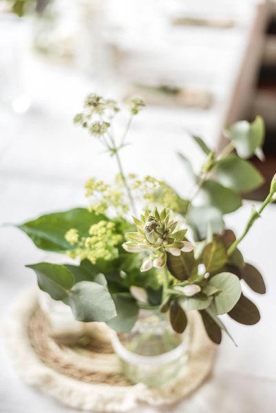 Nachhaltige DIY Hochzeit Blumendekoration